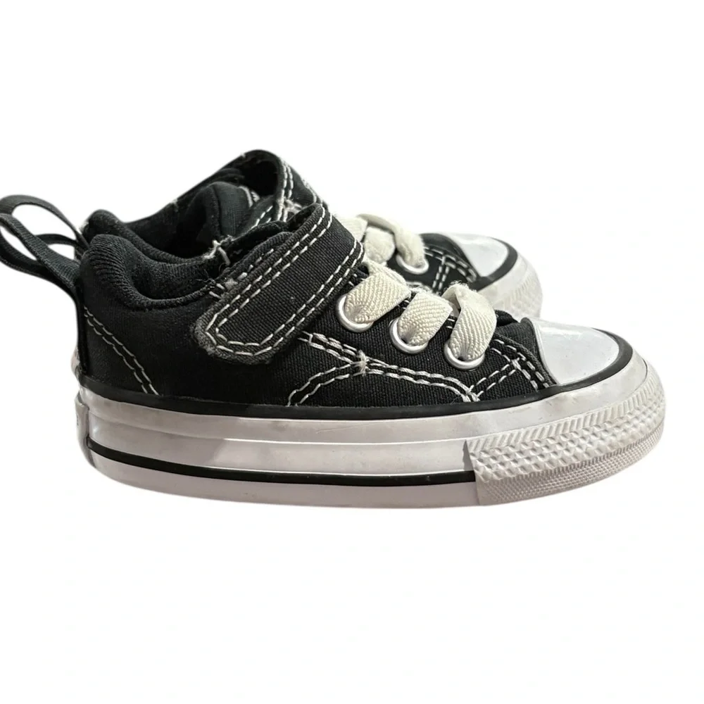 Converse Low Top Chuck Taylor All Star Infant Toddler Slip On Shoes Size 3